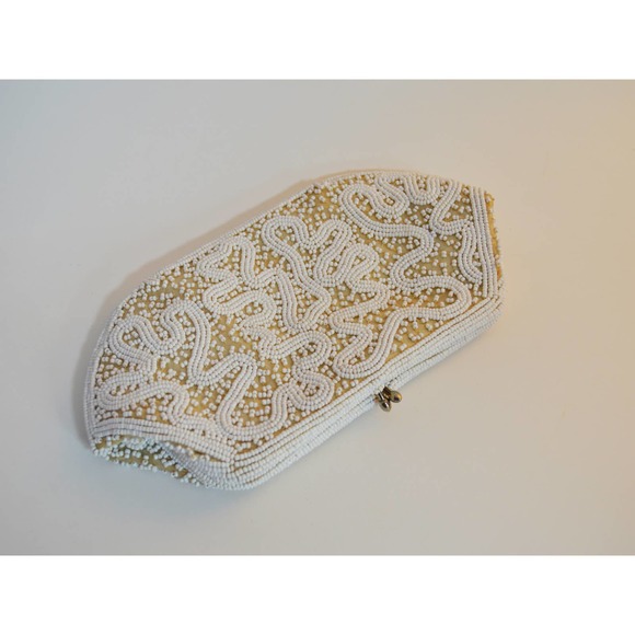 Vintage 1940s white cream tan beaded clutch wallet purse - Picture 3 of 4